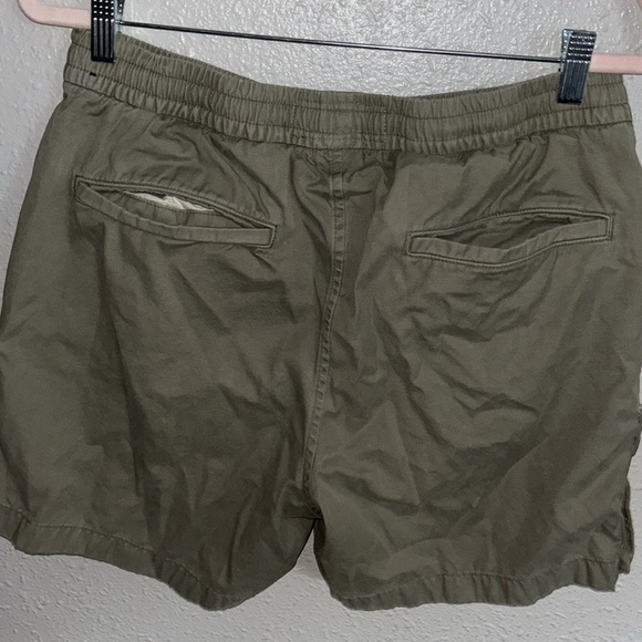 Abercrombie & Fitch Shorts - Picture 2 of 3